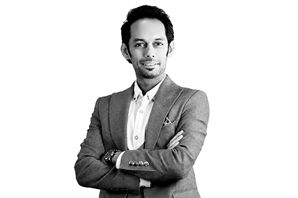 نادر همتی تحلیل گر بازارهای مالی